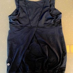 Lululemon Drawstring Black tank - size 6